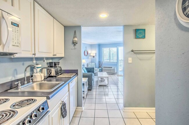 Photo - 2001 S Ocean Blvd Apartment