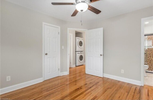 Foto del edificio - 2107 Wilkins St