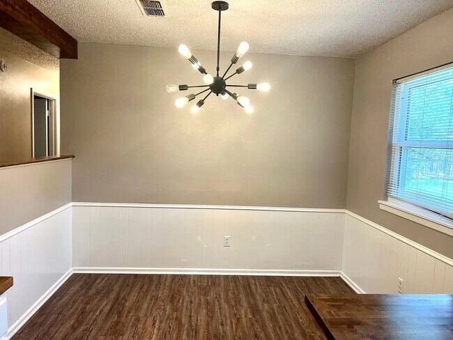 Foto del edificio - 4817 7th St