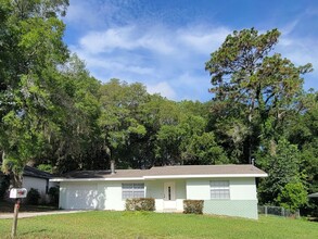 Building Photo - 3738 S Apopka Ave
