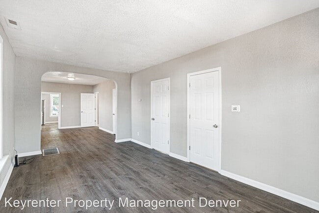 Building Photo - 2 br, 1 bath House - 4768 Vine St