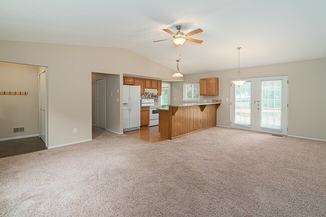 Foto del edificio - 2630 Glenbrook Ct