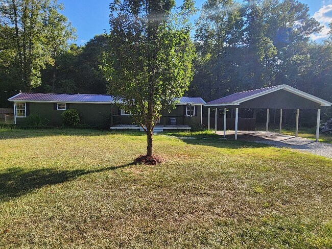Foto del edificio - 8303 Whispering Ln