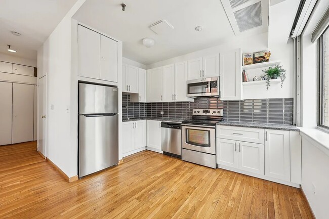 Building Photo - 1 bath/1 bedroom