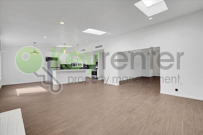 Building Photo - 8133 Molokai Way