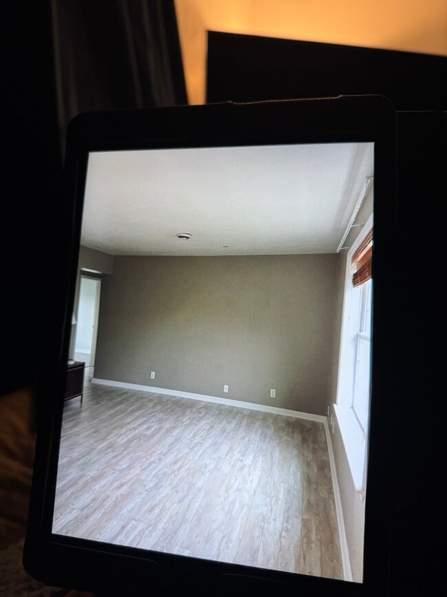 Foto del edificio - 75 S Maiden St