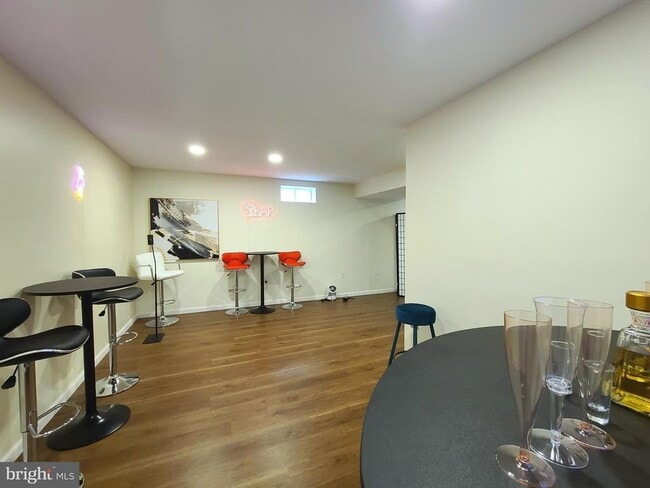 Building Photo - 110 Bentpath Ct
