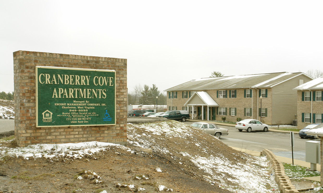 Foto del edificio - Cranberry Cove Apartments