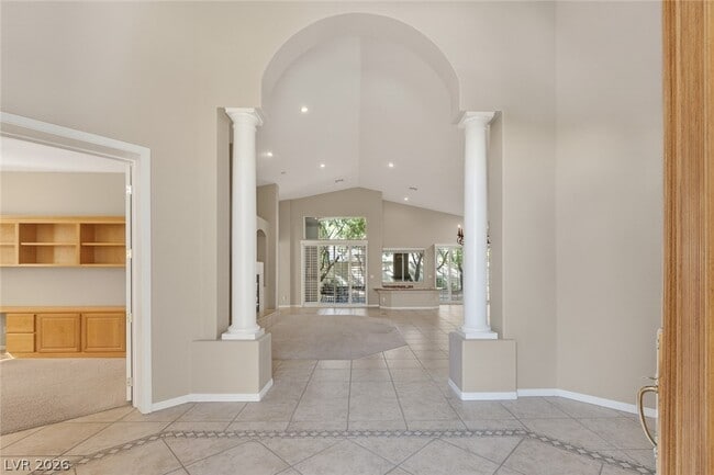 Building Photo - 541 Summer Mesa Dr