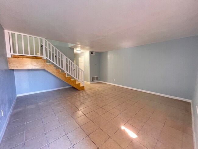 Foto del edificio - 510 Sinclair Dr