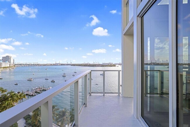Foto del edificio - 1500 Bay Rd