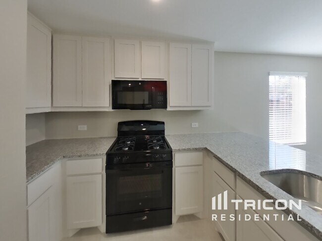 Foto del edificio - 1708 Clairborne Ct
