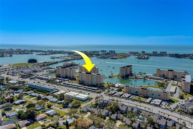 Foto del edificio - 4575 Cove Cir