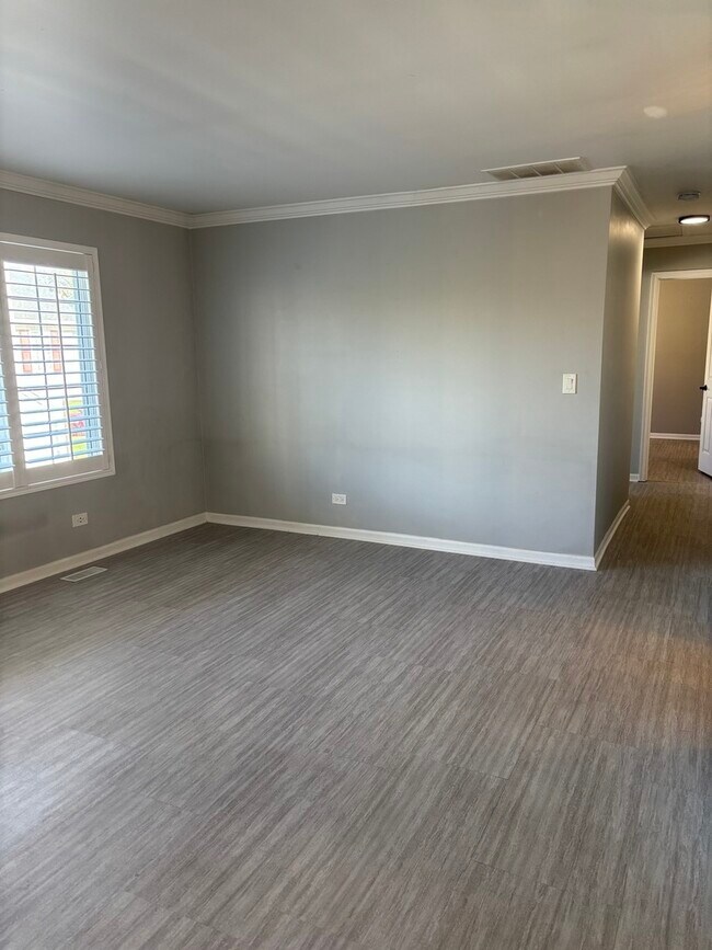 Foto del edificio - 268 Windsor Ct
