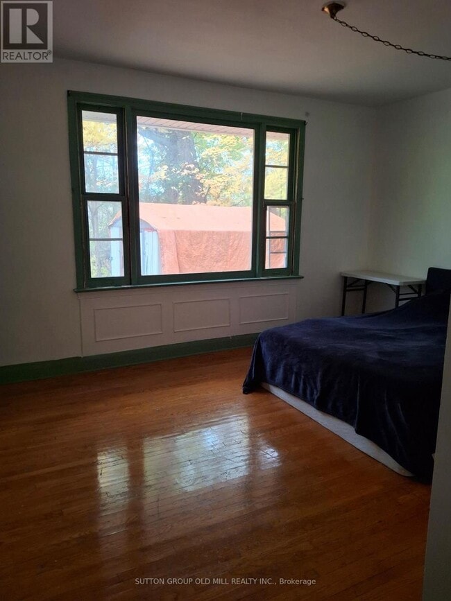 Building Photo - 60 Harborn Rd