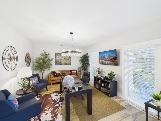 Foto del edificio - 5430 Havenwoods Dr
