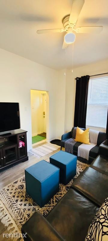 Building Photo - 4 br, 2 bath House - 2200 Madison sq