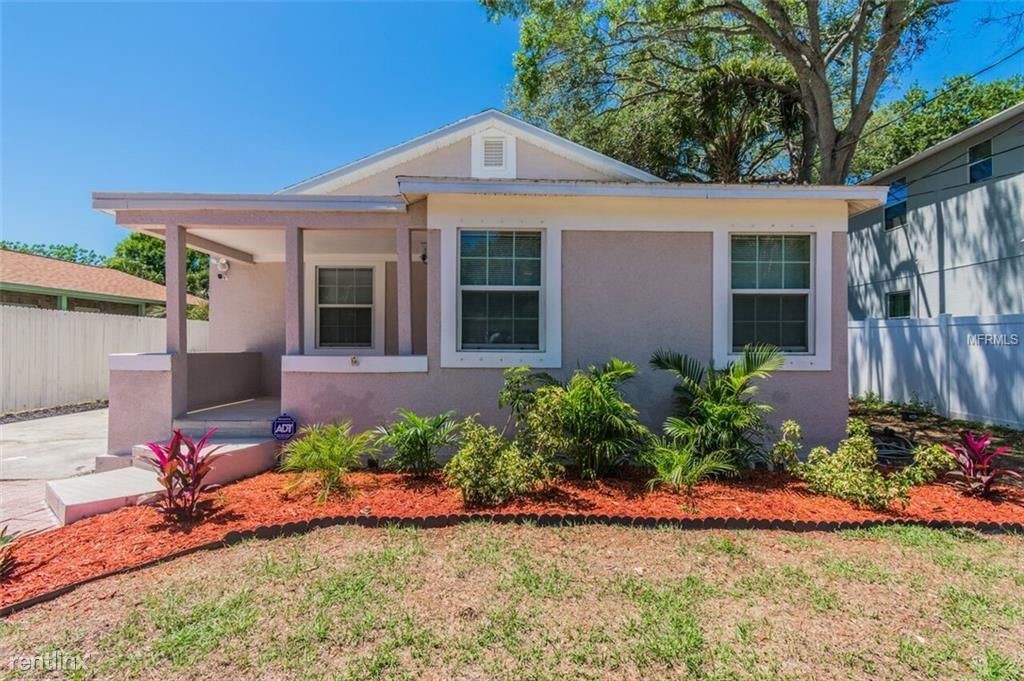 Primary Photo - 6331 S MacDill Ave