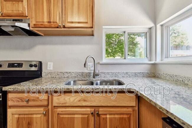 Foto del edificio - 1252 Xanthia St