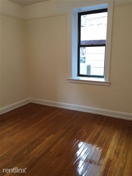 Building Photo - 3047 29th St