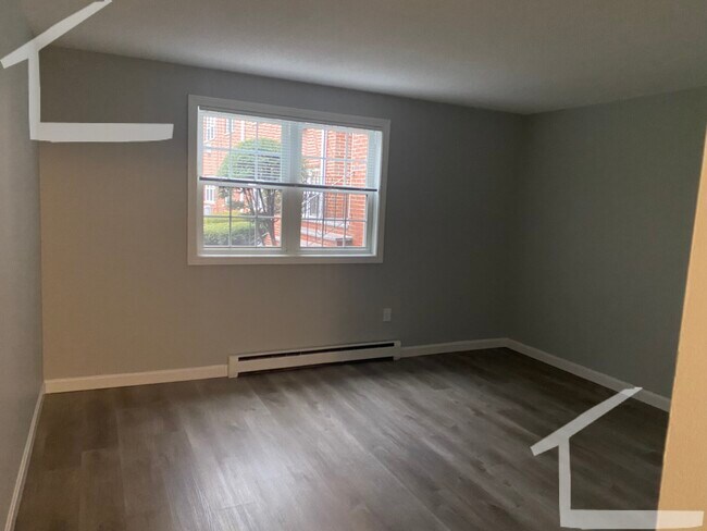 Foto del edificio - 10 Old Colony Ln