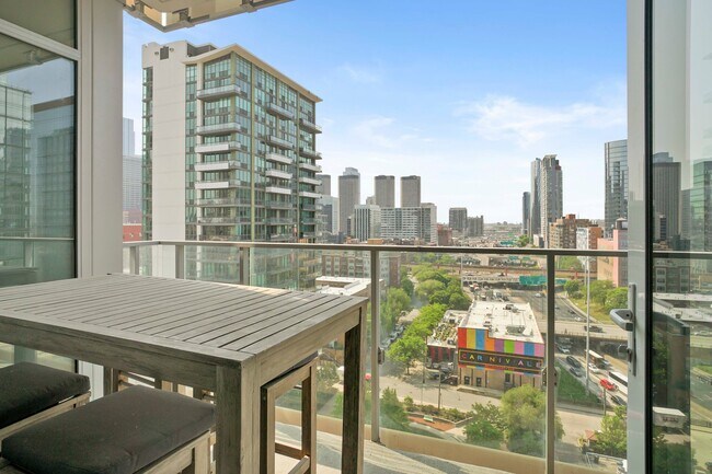 Foto del edificio - 350 N Union Ave