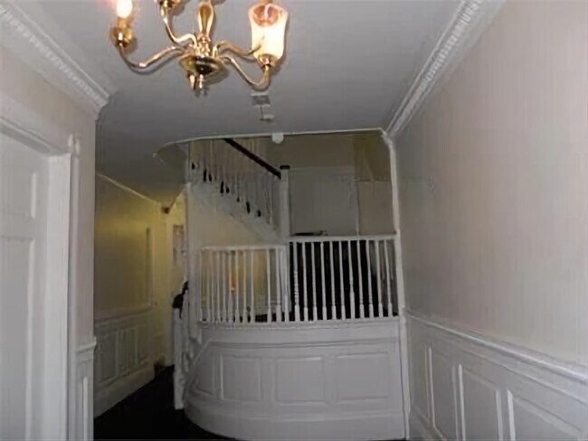 Foto del edificio - 31 Bay State Rd