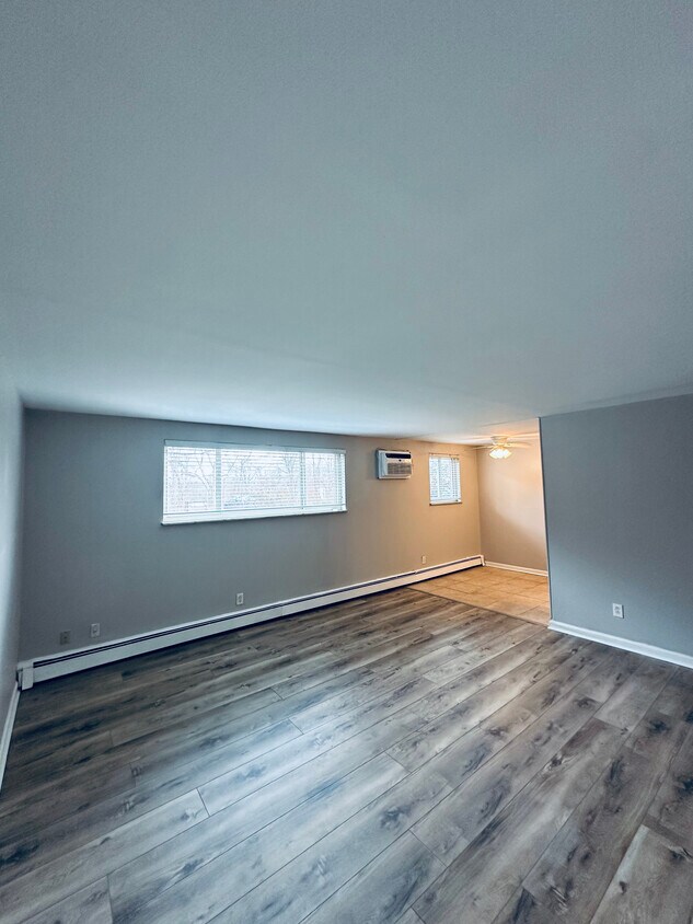 320 Hanna Ave, Loveland, OH 45140 Apartments in Loveland, OH