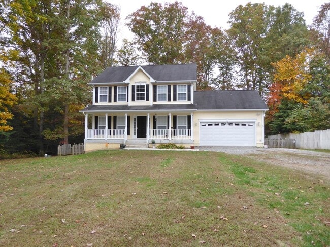 Building Photo - 72 Albertson Ct