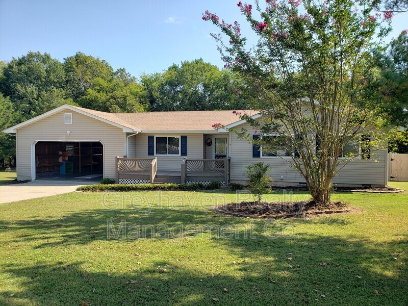 8229 Providence Rd, Ooltewah, TN 37363 House for Rent in Ooltewah, TN