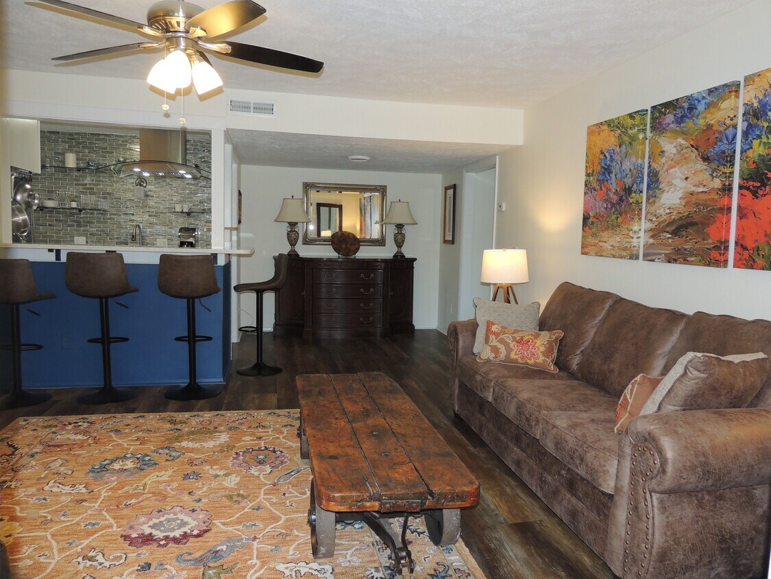 325 Laurens St SW Unit D7, Aiken, SC 29801 Condo for Rent in Aiken