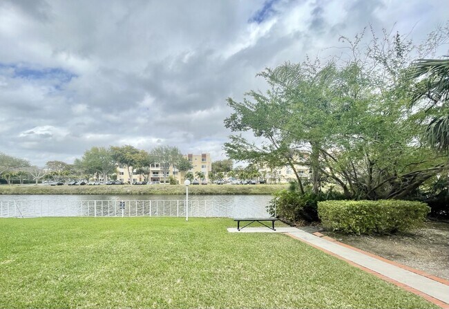 Building Photo - 7787 SW 86th St