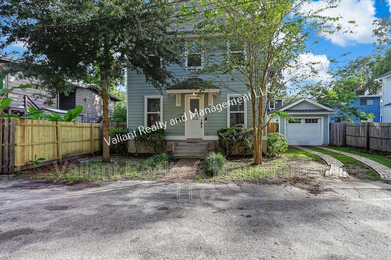 Primary Photo - 1228 Willow Ct