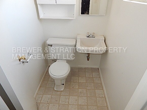 Building Photo - 6802 W Wolf St