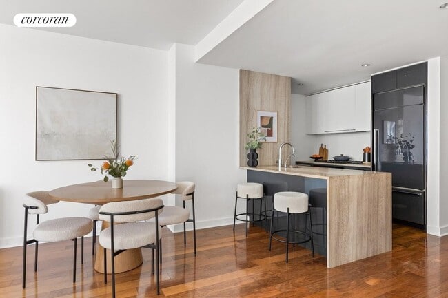 Foto del edificio - 2 Northside Piers