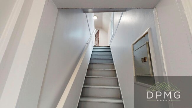 Building Photo - 125 S Hosmer St