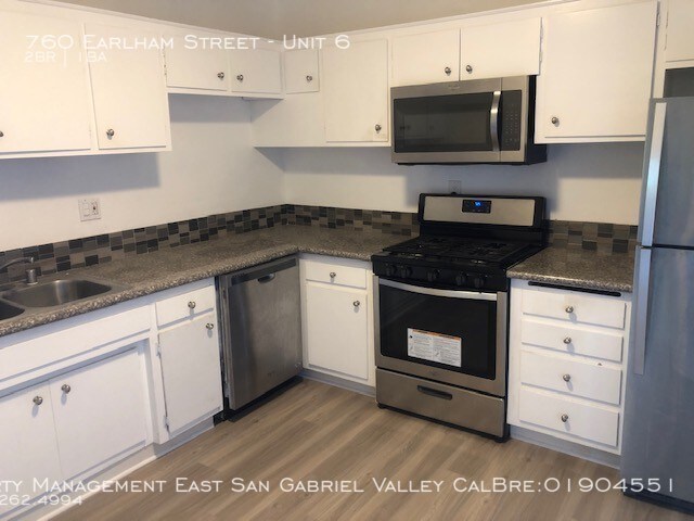 Building Photo - STUNNING APARTMENT IN PRIME PASADENA LOCATION