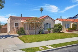 Building Photo - 7745 Friends Ave