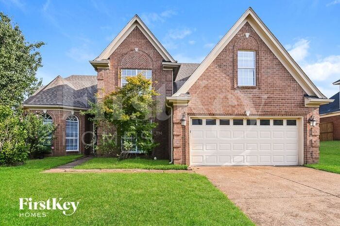 Primary Photo - 10166 Green Moss Dr N