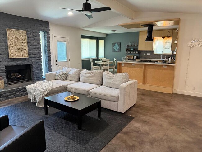 Foto del edificio - 1900 Dauphine Cove