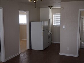 Building Photo - 2408 Southmore Blvd