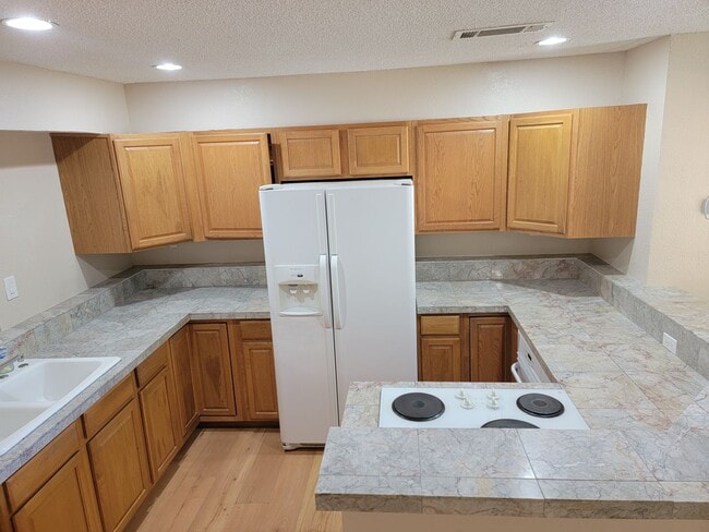 Building Photo - Adorable 2/1 in Hernando!!!