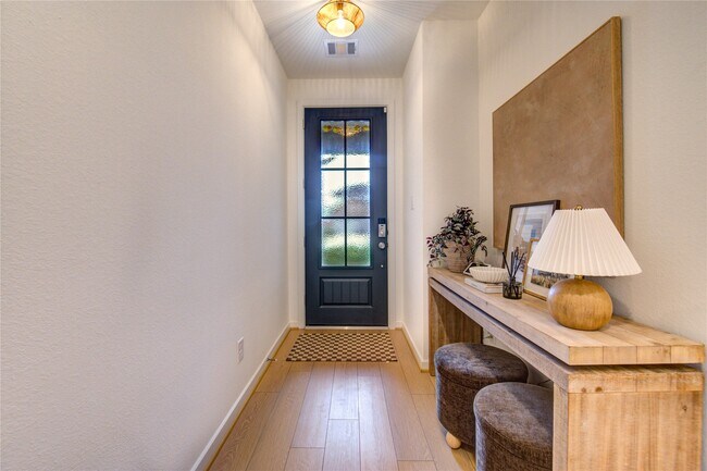 Foto del edificio - 9727 Arrigoni Creek Dr