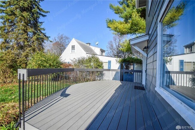 Foto del edificio - 2926 Robin Rd