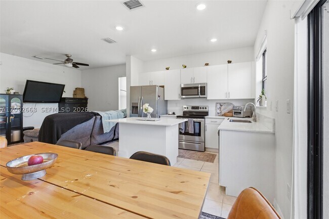 Building Photo - 23101 SW 99th Ave