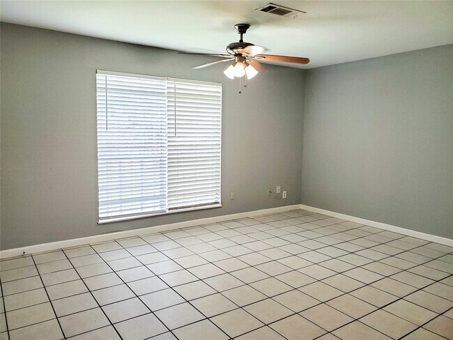 Foto del edificio - 3020 Sagebrush Dr