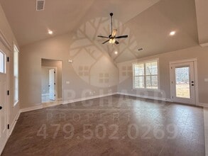 Building Photo - 83 Argyll Dr