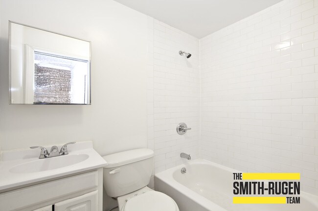 Foto del edificio - 13 Essex St