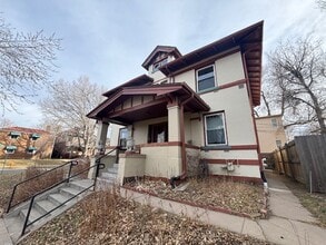 Building Photo - 3434 E 17th Ave