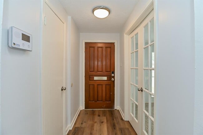 Foto del edificio - 11819 S Perry Ave